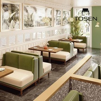 Combinaison Table et Chaises pour Restaurant Occidental, Café, ou Espace de Réception Commerciale – Personnalisation Disponible