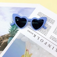 Nouveau style enfants silicone enfants lunettes de soleil polarisées coeur belles lunettes de soleil