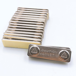 <span class=keywords><strong>Support</strong></span> de <span class=keywords><strong>plaque</strong></span> d'<span class=keywords><strong>immatriculation</strong></span> porte-badge magnétique en métal aimant de <span class=keywords><strong>plaque</strong></span> d'acier à vendre - Product Image 5