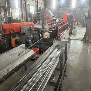 Machine de formage à rouleaux pour profil de coin en métal perforé Putai, forme en U, rail de porte coulissante - Product Image 3