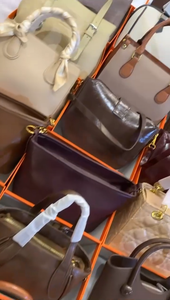 Sacs à main mini et petits sacs à bandoulière de créateur pour femmes et jeunes filles – Vente en gros - Product Image 3