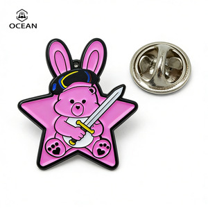 Spille da Bavero di Alta Qualità: Ampia Gamma di Spille Professionali Incise a Forma di Fiocco di Neve - Product Image 2