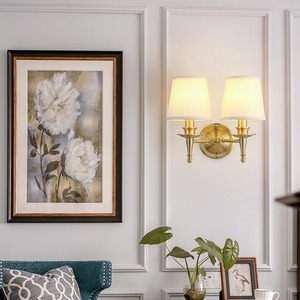 Applique <span class=keywords><strong>da</strong></span> <span class=keywords><strong>Parete</strong></span> in Ottone Dorato Anticato <span class=keywords><strong>con</strong></span> Doppio Paralume in Tessuto Bianco, Lampada <span class=keywords><strong>da</strong></span> <span class=keywords><strong>Parete</strong></span> per Bagno, Comodino, Corridoio, Soggiorno - Product Image 6
