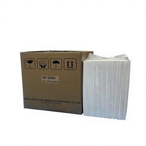 Serviettes de bain modernes à carreaux jetables non tissées 50 GSM, écologiques, séchage rapide, pour voyage et plage - Product Image 1