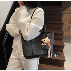 Bolso de Mano para Mujer Disponible en Varios Colores, Bolso Tote de Cuero de Gran Capacidad, Bolso de Mano Impermeable de PU - Product Image 2