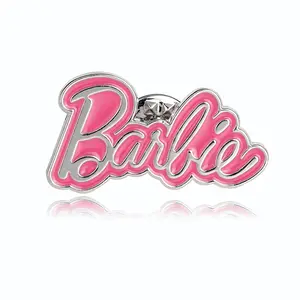 Mini Barbie pembe broş öğrenciler için okul çantası aksesuar karikatür Metal pimler giysi Y2k kız giyim rozetleri