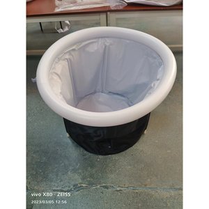 Baignoire gonflable ronde pliable en PVC pour adultes, noir et blanc - Product Image 2