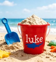 Secchiello da Spiaggia per Bambini Certificato BSCI, Ecologico, in PP Trasparente, Capacità 3L, con Paletta e Logo a Colori