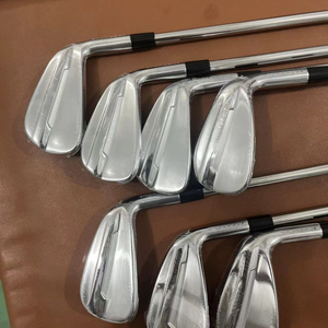 Nouvel ensemble de fers de <span class=keywords><strong>golf</strong></span> P790 5e génération usinés CNC 2025, clubs de <span class=keywords><strong>golf</strong></span> forgés pour droitiers pour hommes - Product Image 1