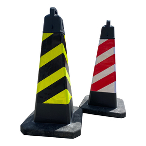 Cône de signalisation haute visibilité 750 mm avec bandes réfléchissantes noir et jaune, style standard, pour zones de construction, utilisation au sol - Product Image 3