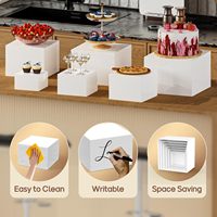Présentoirs de buffet blancs moulés en acrylique (8 pièces) pour mariages, traiteurs, desserts, gâteaux et organisation de tables de repas