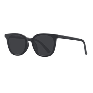 Lunettes de soleil Gm pour femmes, monture noire surdimensionnée, verres polarisés UV400 en PC, type 3, pare-soleil, origine Taizhou, référence 923 - Product Image 1