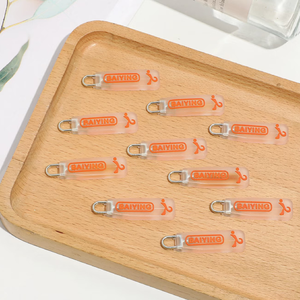 Tirette de fermeture éclair personnalisée en PVC sans nickel pour vêtements de mode, sacs, chaussures et vêtements d'extérieur avec service de personnalisation du logo - Product Image 5