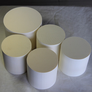 Convertitore Catalitico in Ceramica all'Ingrosso, Nucleo Substrato 400 CPSI, Catalizzatore a Nido d'Ape per Filtro Sistema di Scarico 300 400 Celle - Product Image 1
