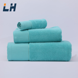 Asciugamano da Palestra Personalizzato <span class=keywords><strong>con</strong></span> Logo Jacquard in Rilievo, Antimicrobico, ad Asciugatura Rapida, Ecologico, 100% Cotone, per Sport all'Aperto e Bagno - Product Image 5