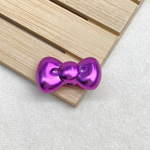 Cuentas sueltas de acrílico plateado mate con forma de lazo, material para abalorios, accesorios de joyería y cadena para teléfono DIY - Product Image 5