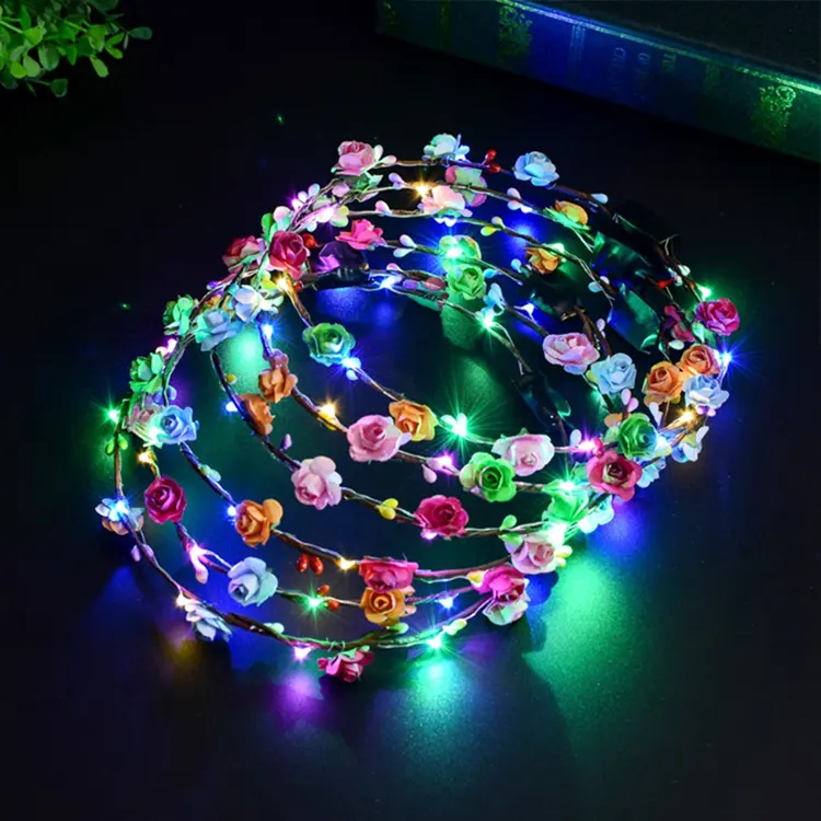 Haarschmuck 2020 heißer Verkauf glühender Einhorn Thema Party Mädchen Blumen kronen LED String Licht Blume Stirnband