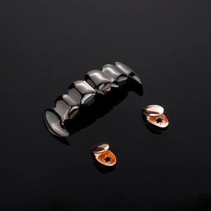 <span class=keywords><strong>Colmillos</strong></span> de Vampiro para Halloween, Venta Caliente, Colores Mezclados, <span class=keywords><strong>Colmillos</strong></span> Negros Afilados, Dientes Postizos para Hombres y Mujeres, Accesorio Más Vendido - Product Image 6