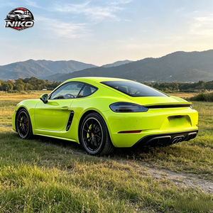 Película de TPU NIKO, TPU Fluorescente Amarillo Fantástico, Película Protectora de Pintura para Vehículos (PPF) con Acabado Metálico Brillante para Estilizar Autos de Lujo - Product Image 1