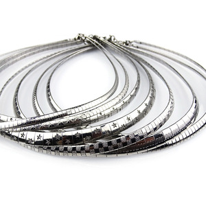 Collana <span class=keywords><strong>girocollo</strong></span> in acciaio inossidabile per <span class=keywords><strong>donna</strong></span> uomo 18 pollici a catena elegante <span class=keywords><strong>argento</strong></span> Omegai <span class=keywords><strong>girocollo</strong></span> di larghezza - Product Image 5