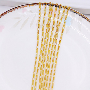 Cadena Figaro Chapada en Oro, Aleación de Zinc, Unisex, Brazalete de Moda con Eslabones, Chapado en 18K, Diseño de Ondas de Agua que Conserva el Color - Product Image 1