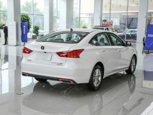Nuevo Changan Ruicheng CC 2021 Edición Blue Whale 1.5T DCT Elite, Volante a la Izquierda, 5 Asientos, Gasolina Turbo, R16, Interior Oscuro Trasero - Product Image 3