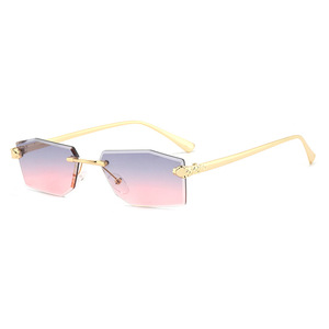 Fashion Men and Women With the Same Outdoor Sunscreen Luxury Diamond Rimmed Square Sunglasses - Product Image 5