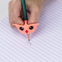 Poignée de crayon en silicone avec fente de fixation de la pointe, aide à l'écriture ergonomique pour enfants, support de stylo pour une posture de préhension correcte, doux et confortable