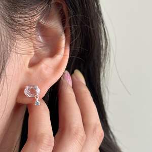 Pendientes Colgantes de Plata de Ley S925, Estilo Fresco y Pequeño, Zirconia Ovalada Azul Mar Claro, Joyería de Moda Versátil con Sensación Fresca - Product Image 2