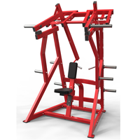Máquina de remo profesional de la serie Commander con asiento de acero ajustable y entrenador de espalda con carga de placas, segura para uso comercial en gimnasios.