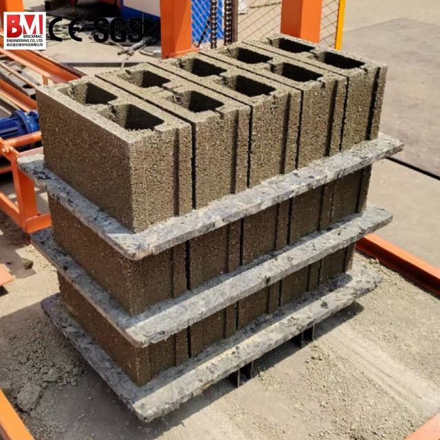 BRICKMAC Automatic Concrete Hollow Block Paver Vibration Press Machine Block Molding Machine with Cheap Price NJBM