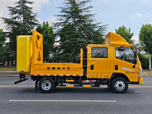 Road Emergency Rescue Safety Vehicle FOTON 4x2 80K TMA Truck Mounted Attenuator Anti-collision Buffer Truck - Product Image 4