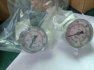 사용자 정의 304 스테인레스 스틸 압력 게이지 0-400 바 63mm 다이얼 1/<span class=keywords><strong>4</strong></span> 인치 남성 NPT - Product Image 1