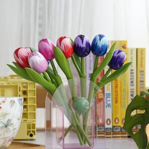 Tulipanes de Madera Pintados a Mano, Flores Artificiales Multicolores, Decoración de Primavera para el Hogar, Estilo Moderno, Regalo - Product Image 1