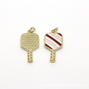 P373T Ciondoli a forma di racchetta da pickleball in ottone smaltato placcato oro 18K PVD, per la creazione di gioielli fai da te, braccialetti e portachiavi - Product Image 4