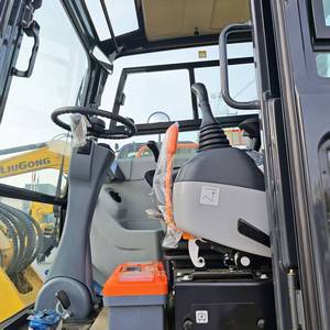 รถขุดคุณภาพสูง 906FW 6 ตัน บุ้งกี๋ขนาด 0.18 เมตร เครื่องยนต์ มอเตอร์ เกียร์ PLC ประสิทธิภาพสูง พร้อมราคาโรงงาน มาตรฐานปล่อยมลพิษ EPA สำหรับขาย - Product Image 4
