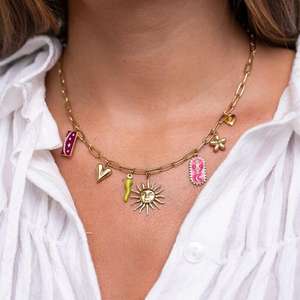 Collier à pendentif personnalisé pour femmes Bijoux en acier inoxydable plaqué or Étoiles Lunes Soleil Coeur Fleur Collier à breloques - Product Image 1