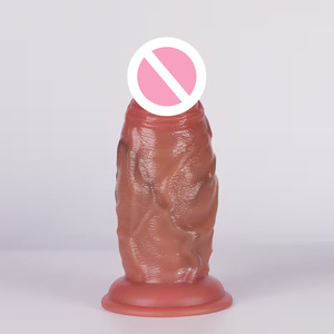 Dildo Realistico, Extra-Large e Spesso - Realizzato in Silicone Liquido a Doppia Densità, con Ventosa per Utilizzo a Mani Libere. - Product Image 4