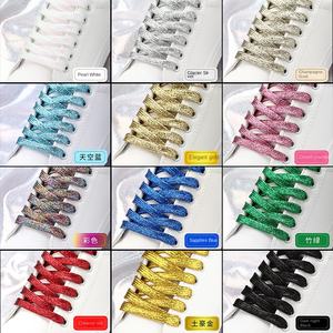 เชือกรองเท้าโพลีเอสเตอร์แบบแบนดีไซน์แบบเส้นขอบขอบสีทองประดับมุกแวววาวสีรุ้ง - Product Image 2