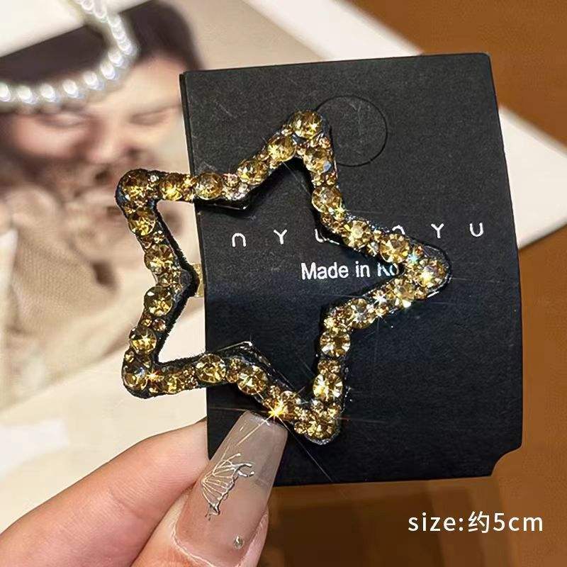 3พลอยเทียมดาวห้าแฉกสีแชมเปญ