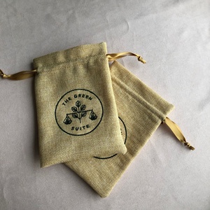 Sac cadeau en toile de jute avec cordon de serrage, broderie de logo personnalisée, beige doux, sac d'emballage pour café et thé - Product Image 5