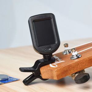 Afinador de guitarra personalizado al por mayor, afinador de tono digital con clip ampliamente utilizado para violín bajo eléctrico Urikri - Product Image 3