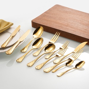 Juego de Cubiertos de Acero Inoxidable 304 de Lujo, Diseño Vintage Tallado, Tenedores para Cena y Postre, Cuchillos, Cucharas de Té, Cucharas para Ensalada - Product Image 2