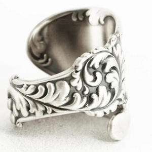 Anello H288 in Argento Placcato Anticato con Motivo Vegetale, Anello Unisex alla Moda, Idea Regalo - Product Image 2