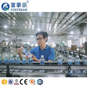 Máquina <span class=keywords><strong>de</strong></span> Llenado <span class=keywords><strong>de</strong></span> Botellas <span class=keywords><strong>de</strong></span> Agua <span class=keywords><strong>de</strong></span> Plástico PET Comercial Automática, Juego Completo al Precio Más Bajo, para 500 ml - Product Image 1