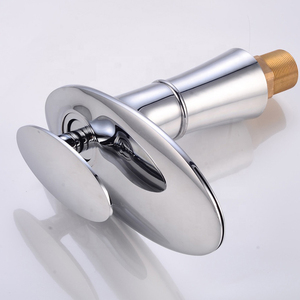 Rubinetto Moderno in Ottone Bianco Nero Cromato a Cascata per Lavabo, Miscelatore per Bagno, Hotel, Appartamento, Distributore - Product Image 4