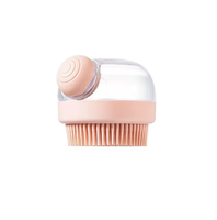 Brosse de toilettage en plastique à long manche pour chiens et chats, peigne de bain et de shampoing, outil de grattage de la tête, applicateur de liquide pour massage du cuir chevelu
