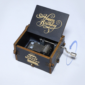 Caja de Música de Madera con Manivela, Diseño y Música Personalizados, Regalo Popular de Cumpleaños - Product Image 2