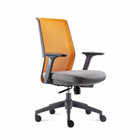 Chaise de bureau ergonomique luxueuse à dossier haut, appui-tête réglable, accoudoirs, verrouillage d'inclinaison rotatif, multicolore, coussin.