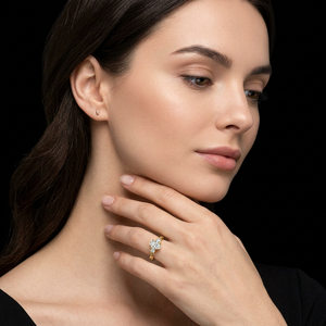 Elegante Anillo de Compromiso de Oro Rosa de 14k/18k con Diamante Ovalado Cultivado en Laboratorio de 0.43 Quilates, con Detalles de Banda Trenzada Única, Certificado IGI, para Boda - Product Image 1